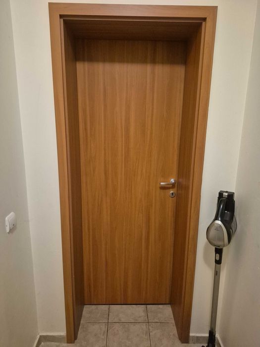 ИНТЕРИОРНИ ВРАТИ 3 БР. Като нови с брави, без касите