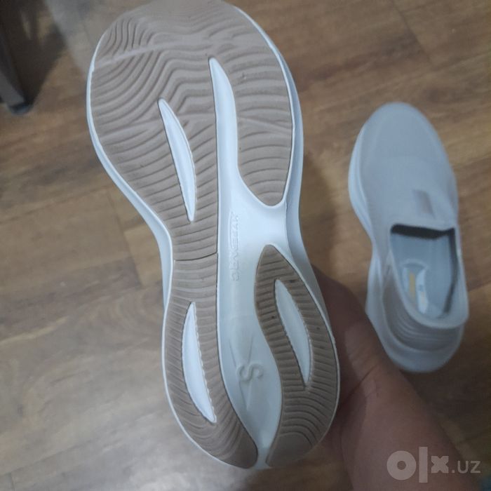 Продам скетчерсы
