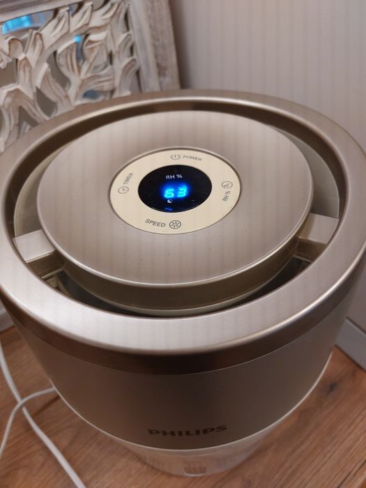Umidificator aer Philips Nano Cloud. Filtru sigilat.