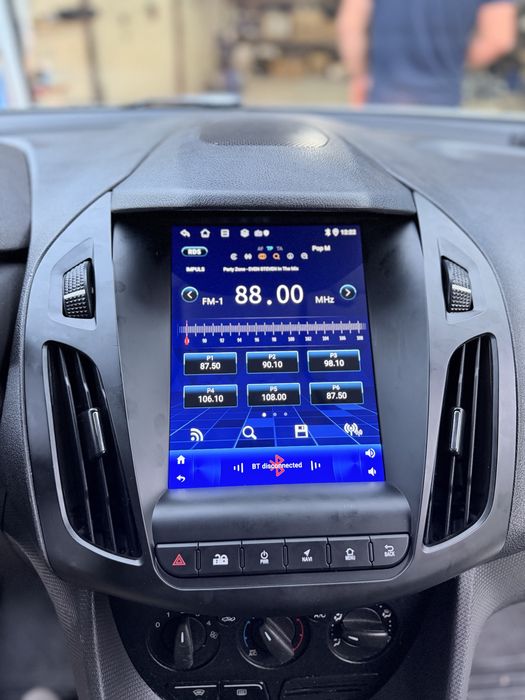 Navigatie Android Ford Transit Connect , Carplay , Android auto + Camera Marsarier