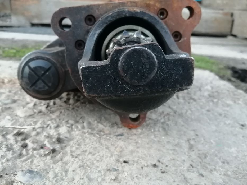 Продам стартер б/у