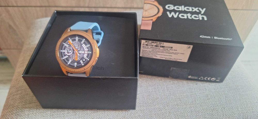 Смарт часовник Samsung Galaxy watch