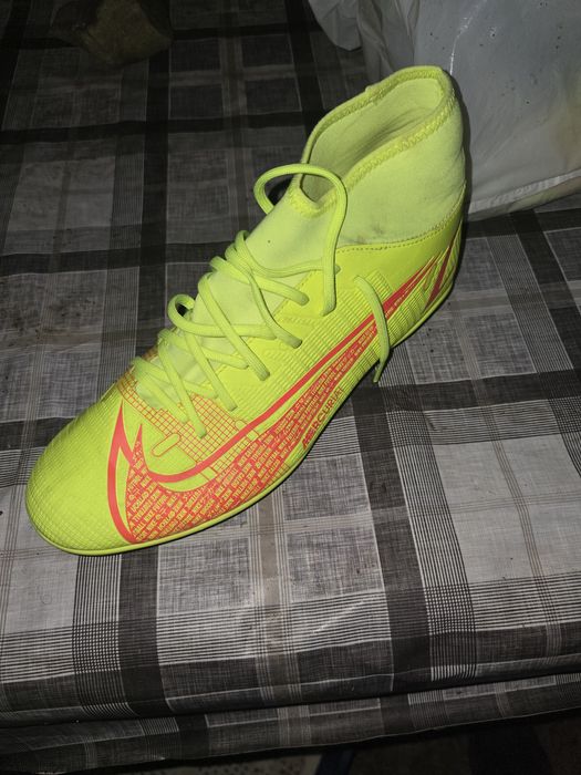 Ghete fotbal Nike mercurial 43