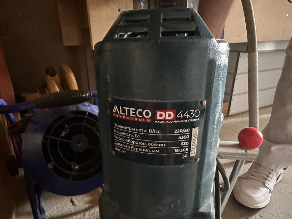 Маина алмазного бурения ALTECO DD4430