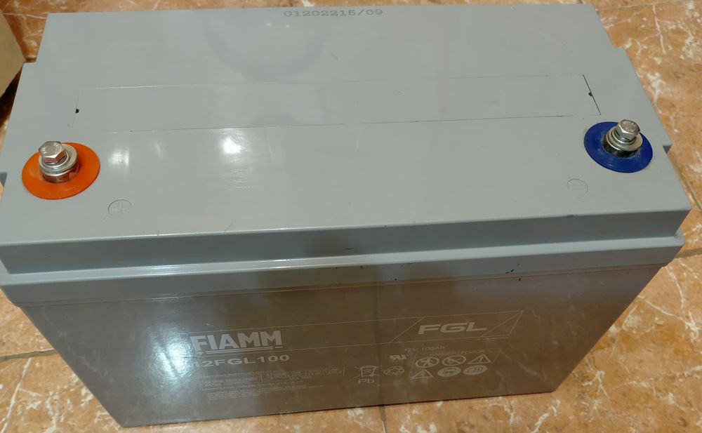 Тягов акумулатор FIAMM 12FGL100