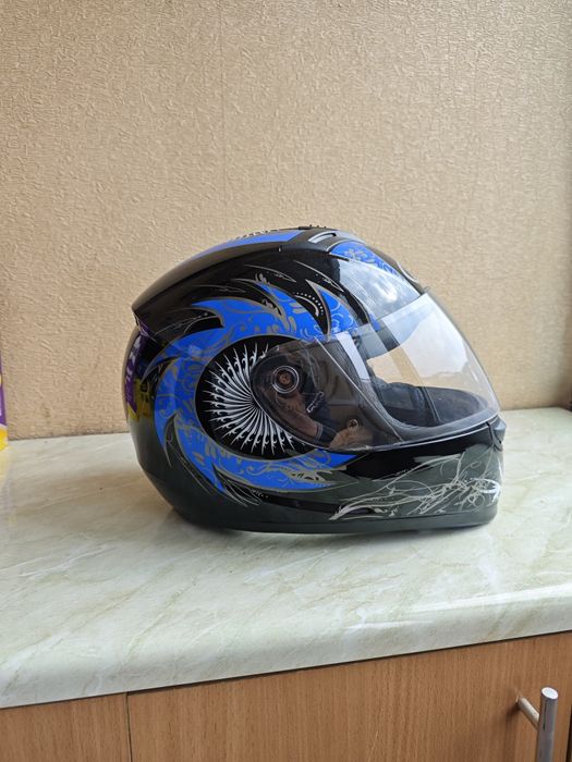 Продам мотошлем гермак