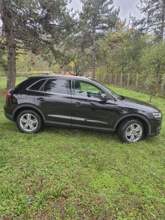 Audi Q3 4 × 4 Панорама