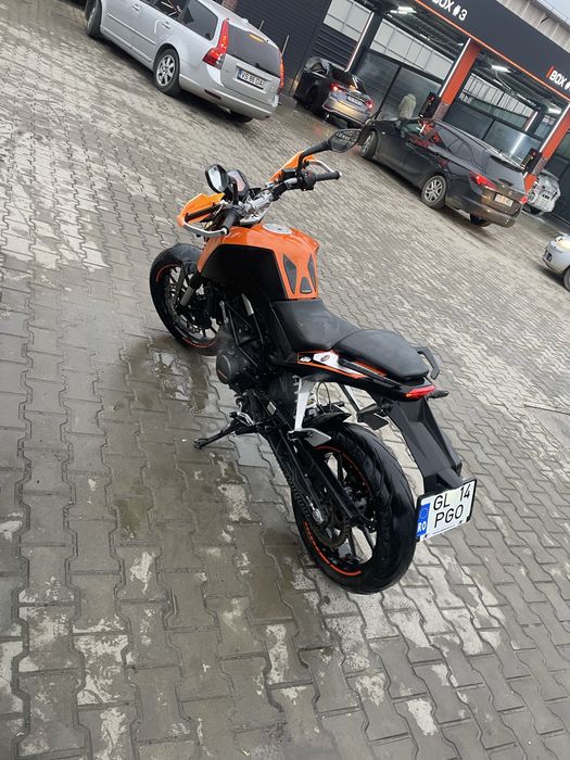 Ktm duke 125 an 2011