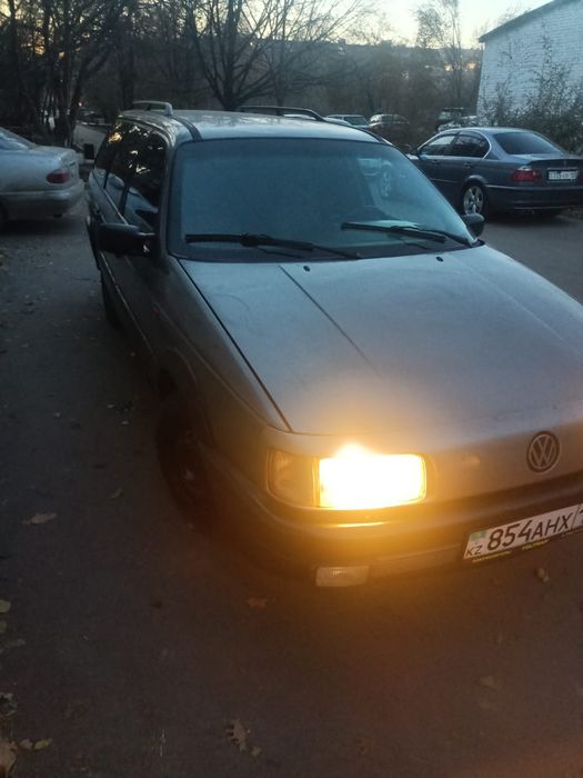 Продам машину пассат б3 универсал