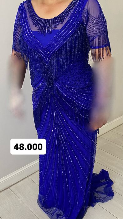Вечерние платья 48 р