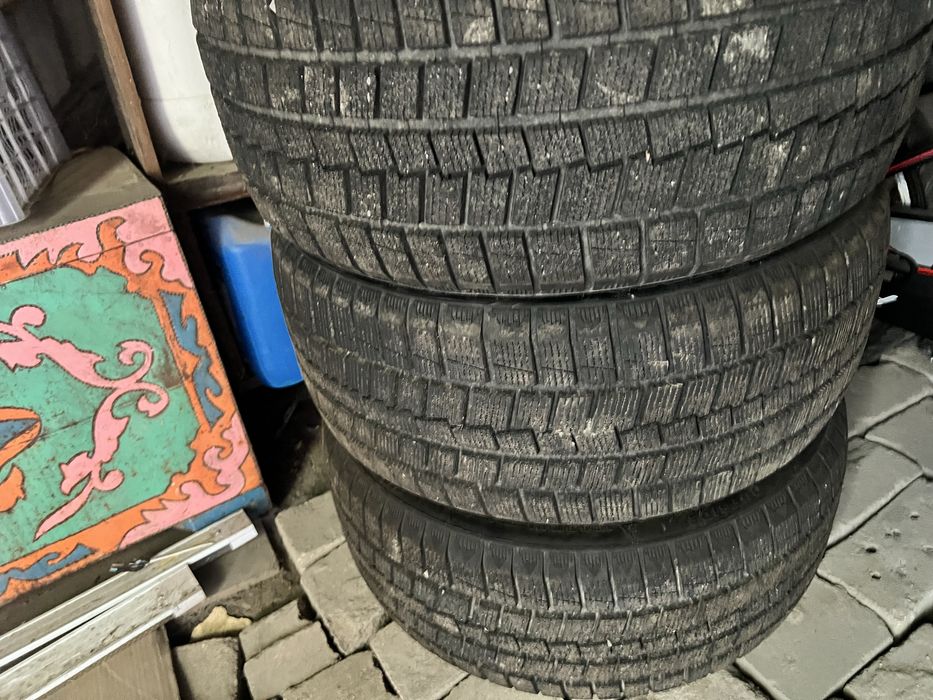 Зимняя резина wanli 235/40R18