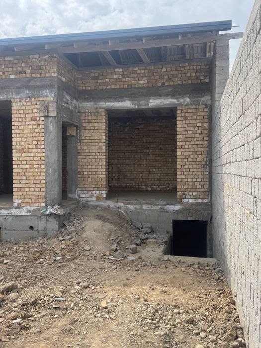 Продается участок-коробка на Фуд сити