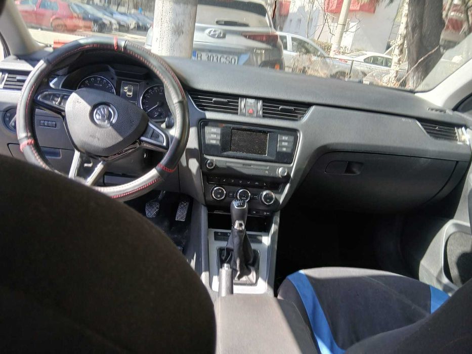 Vand Skoda Octavia An 2016 diesel 110CP