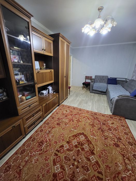 Продам 3 ех комн кв в 19 мкр