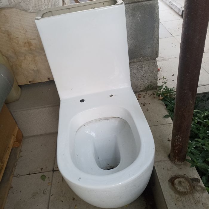 Унитаз литой б/у