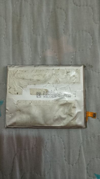 Vând piese Samsung a70