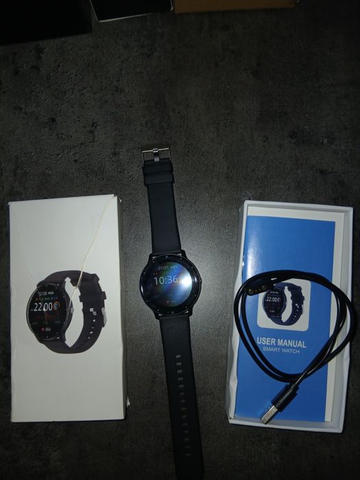 Vând smartwatch Go Fit