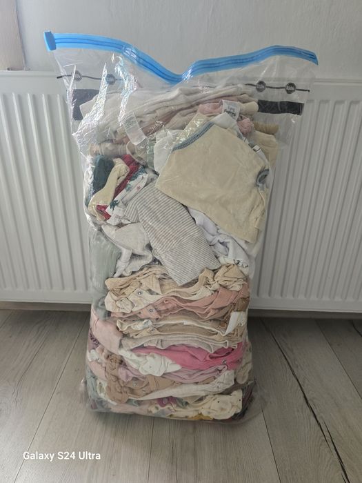 Лотове бебешки дрехи