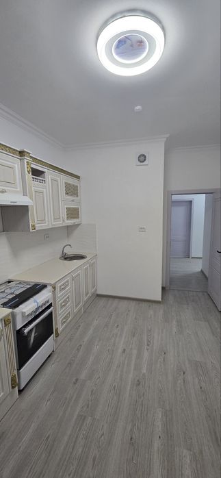 Arenda kvartira novoe  " Nur hayot"