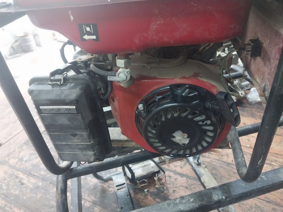 Продам генератор