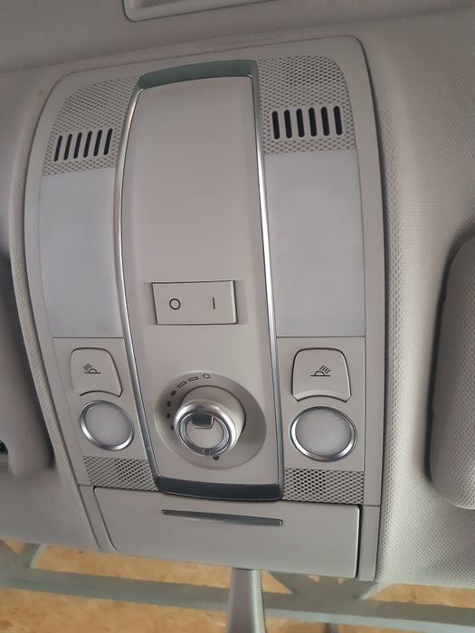 Trapa audi a6 c6 4f / Plafoniera model trapa audi a6 c6 4f