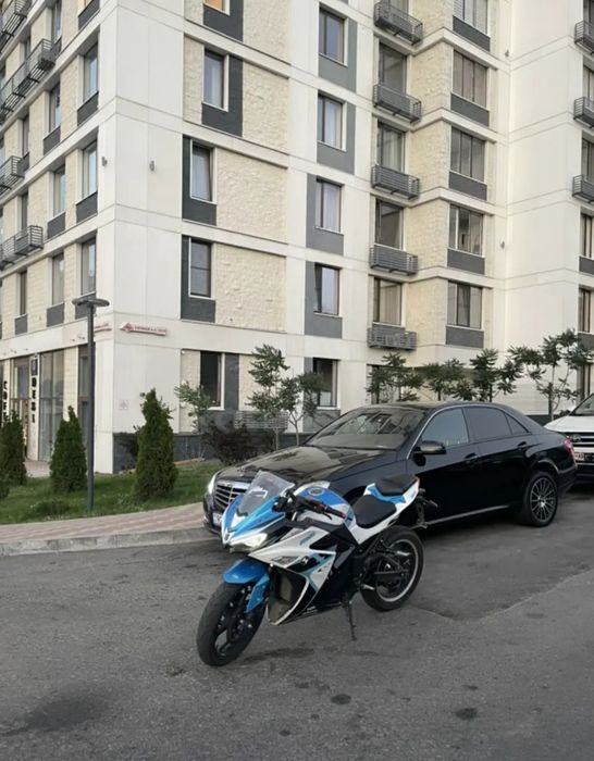 Электромотоцикл yamaha