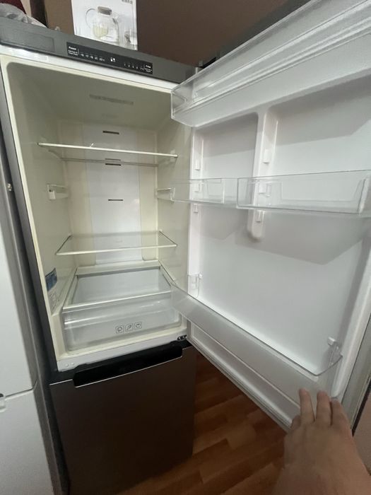 Холодильник Samsung