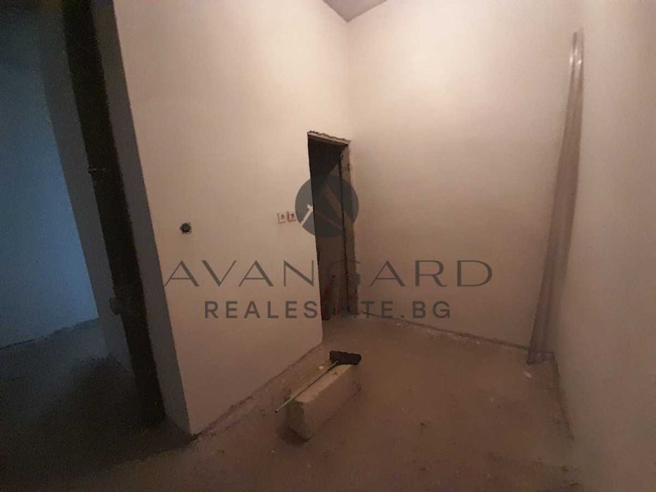 Продава се Магазин в Пловдив, Кючук Париж - 148 кв.м за 859 €/кв.м - Снимка #3