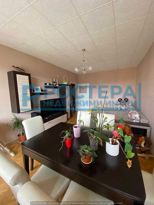 Продава се Четиристаен апартамент в Търговище, Център - 103 кв.м за 1173 €/кв.м - Снимка #2