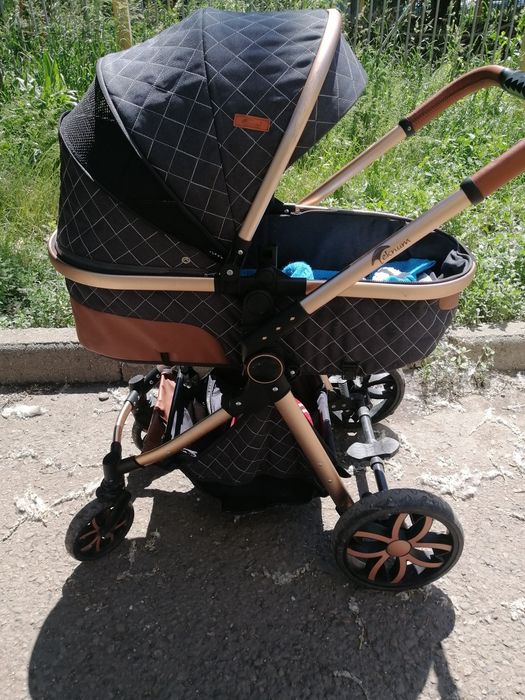 Продам коляску в хорошем состоянии