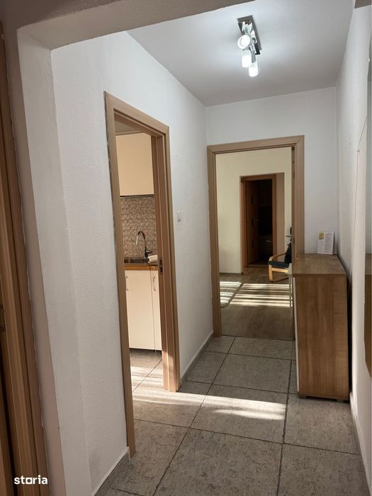 Persoana privata - 3 semi Neagoe Voda luminos, calduros