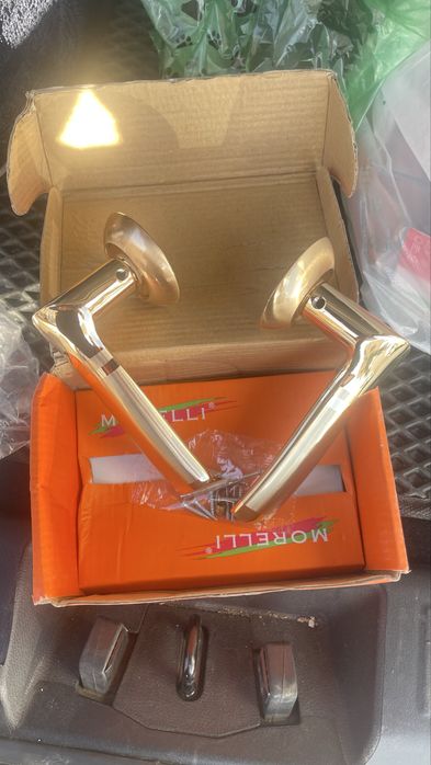 Продам ручка дверная morelli