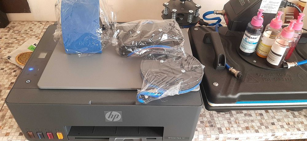 Vand imprimantă HP SMrt tank 581 si Presa Vevor de imprimat