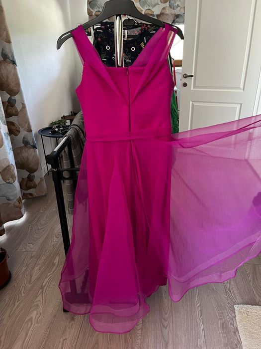 Rochie eleganta fuxia