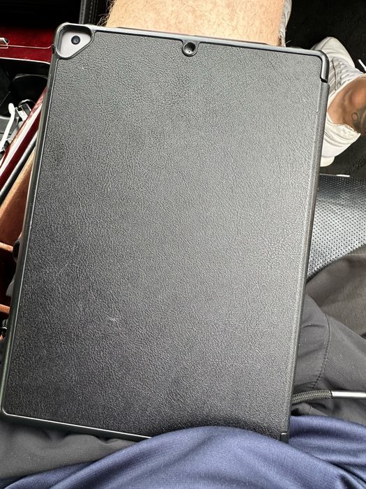Продам ipad 2021