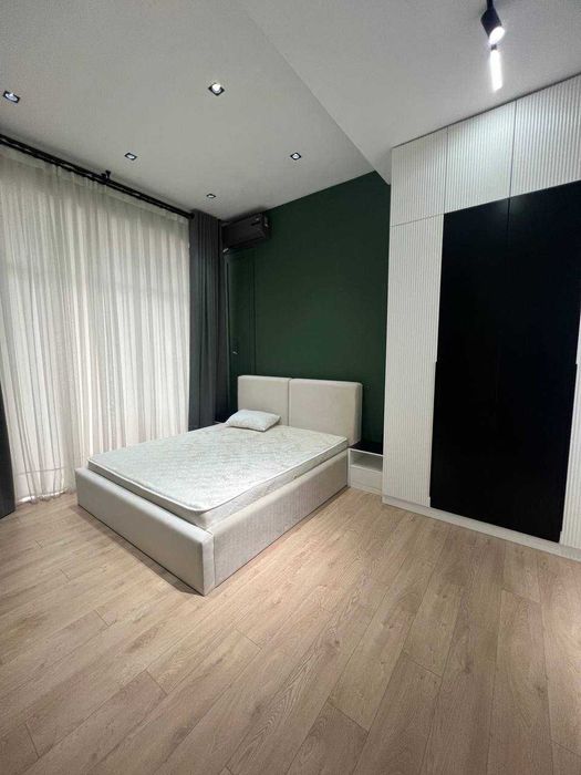 Паркентский. Oq Saroy Deluxe. 2/7/8.