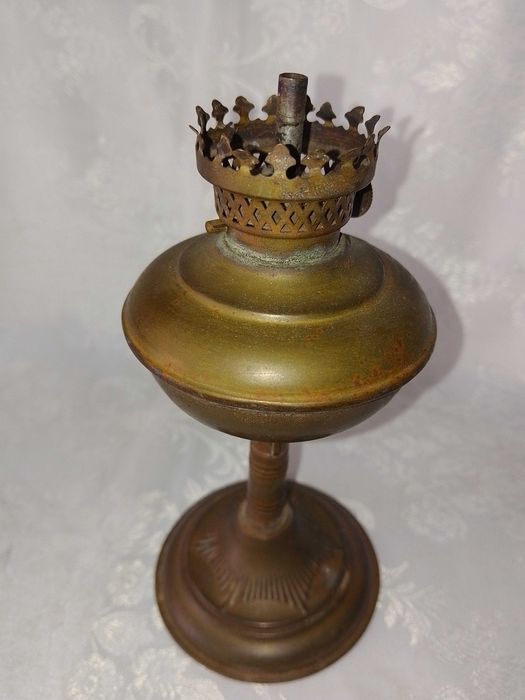 Стара бронзова лампа - Нафта