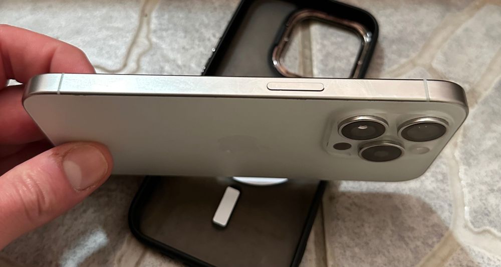 iPhone 15 Pro 256GB Alb