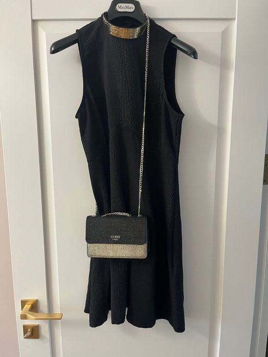 Шикарное платье женское и сумочка Geuess.
