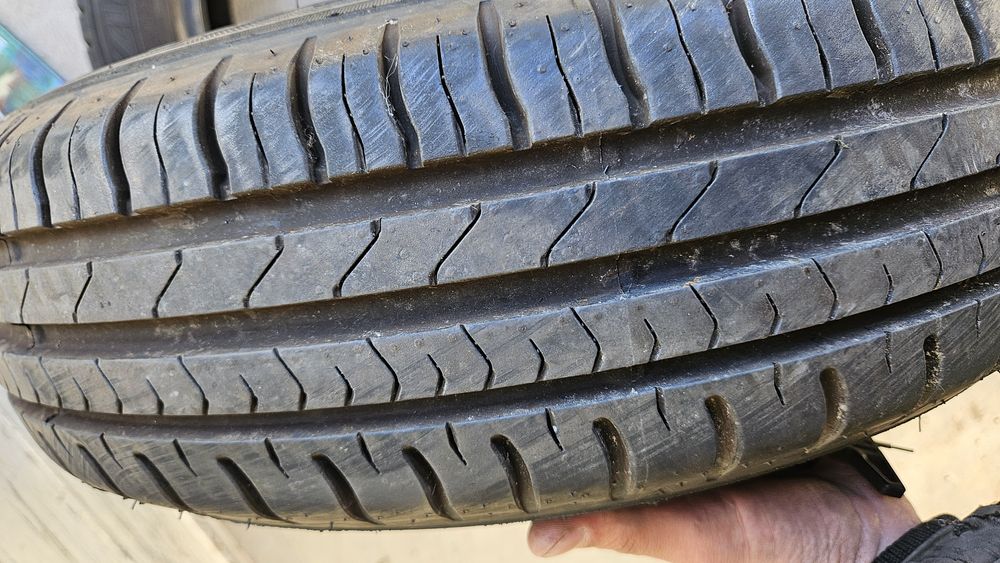 2бр Гуми 155 70 13 фалкен дот 20