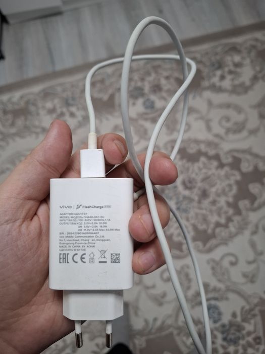 Продам vivo v25e