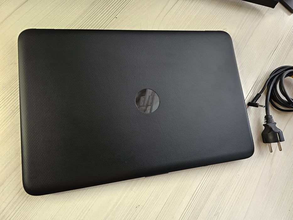 HP ноутбук для работы Intel® Core™ 15