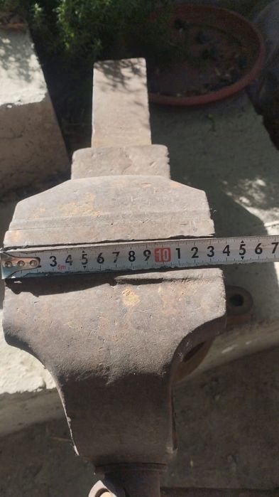 Продам тиски советские
