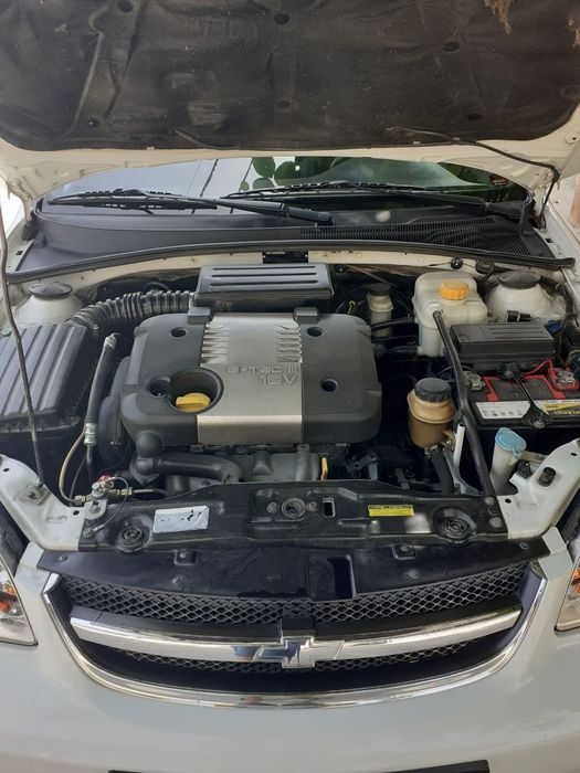 Продаётся ласетти своя