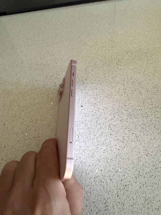 Vand iphone 15 pink,ca nou ,128 gb,liber retea