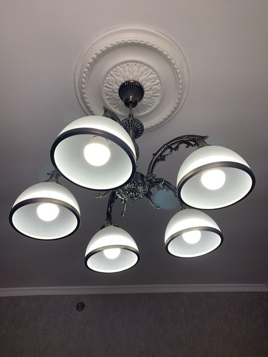 Люстра на 5 плафонов