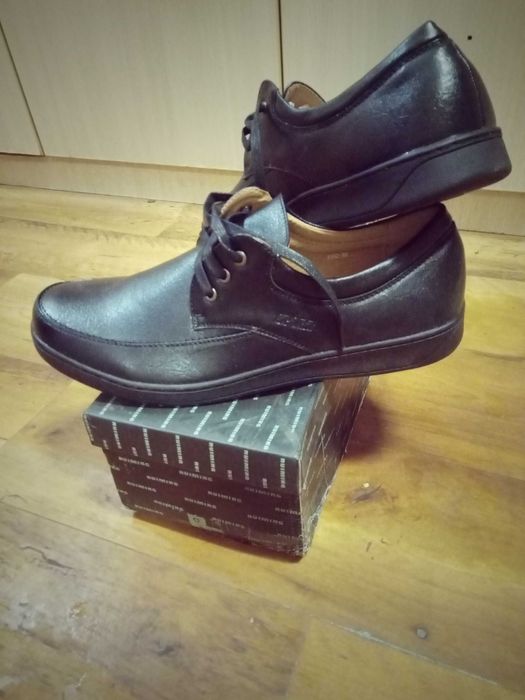 продам мужские туфли 48 размер