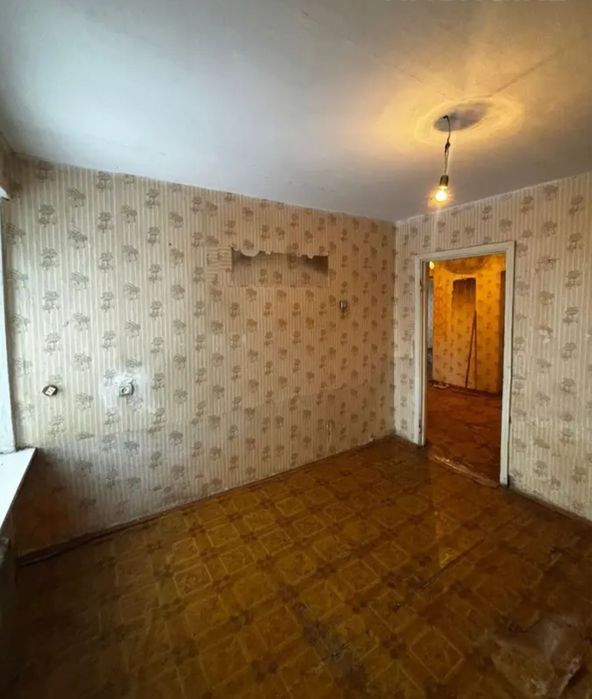 Продам 4-х комнатную квартиру