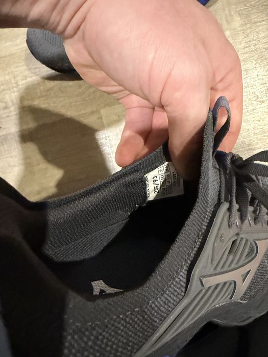 Mizuno  оригинал в отличном состоянии