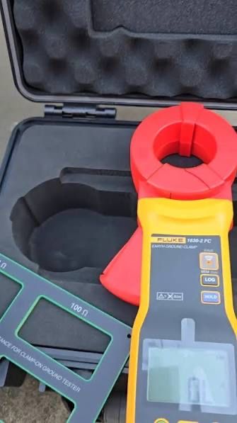 Aparat priza de pamant, Fluke 1630-2FC